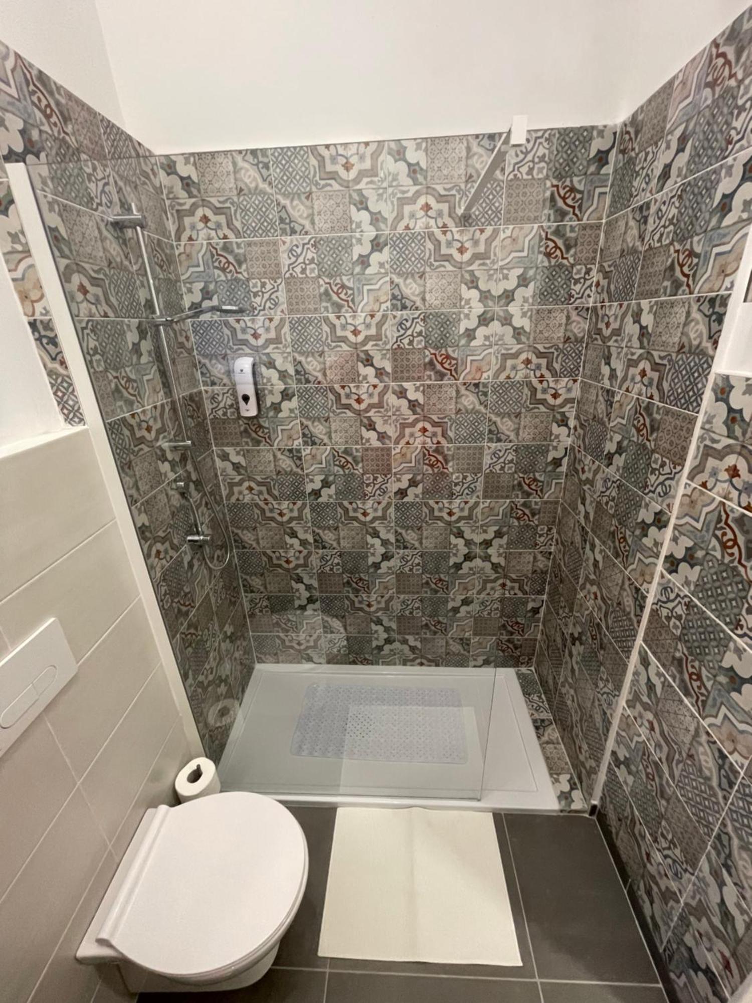 La Maison Di Elena Napoli Bagian luar foto